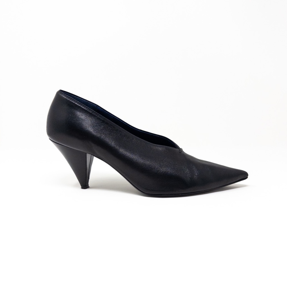 Celine Phoebe Philo Soft V-Neck Pumps 70 EU 40 Pointed Toe Cone Heel Black Nappa